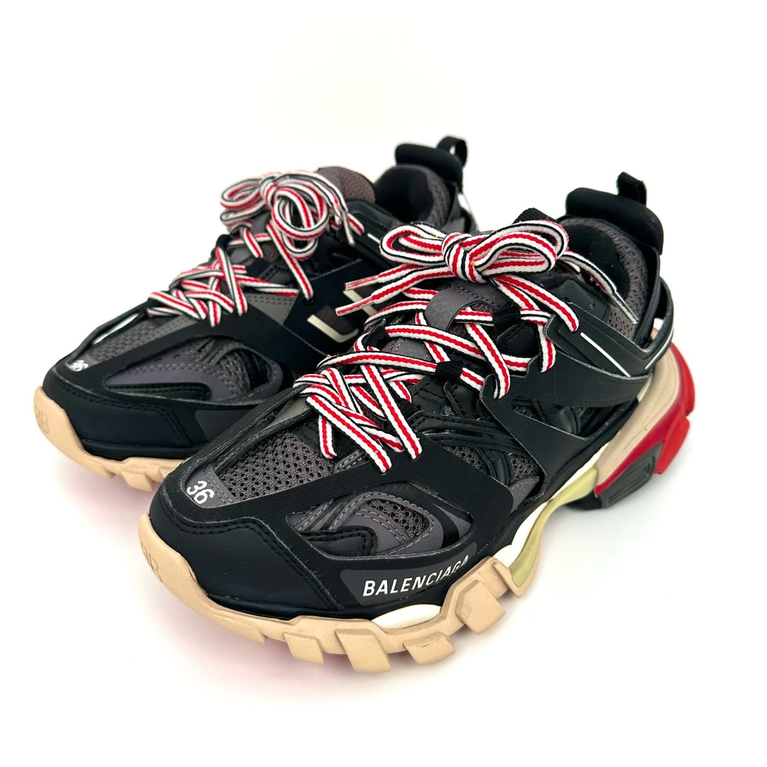 95新 Balenciaga/巴黎世家 36码 黑红色Track老爹鞋 98新SY