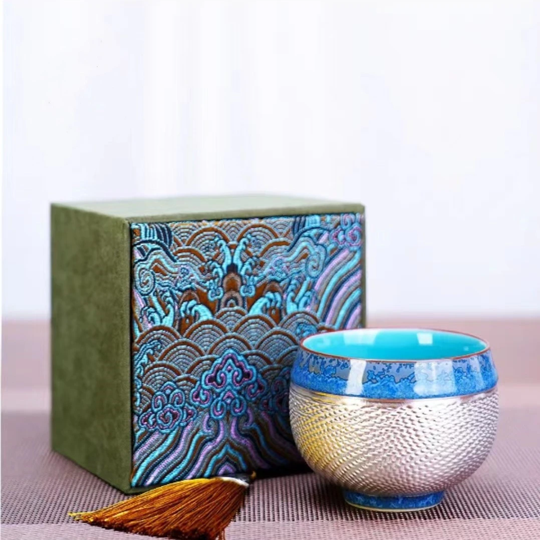 润茗茶具/郑文强大师手工跳刀瓷包999银鎏银浮翠蓝玉高端功夫茶杯