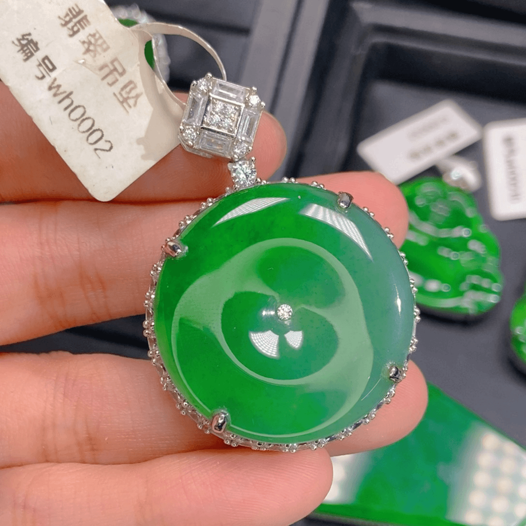 翡翠吊坠(不含链)未镶嵌