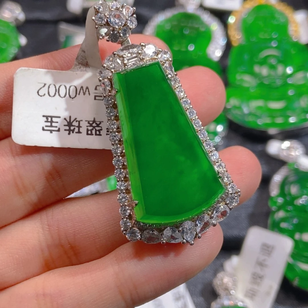 翡翠吊坠(不含链)未镶嵌