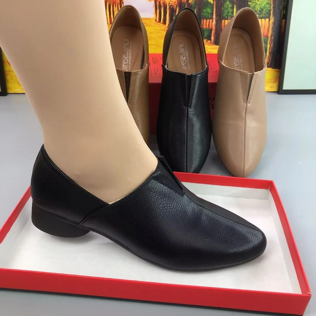 时尚舒适女鞋尖头软底2024新款低跟粗跟软面简约时尚百搭轻便单鞋