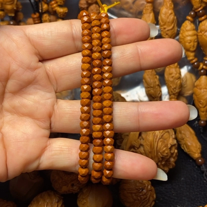 【闪购商品】橄榄核吊坠0.5核尖钻石面