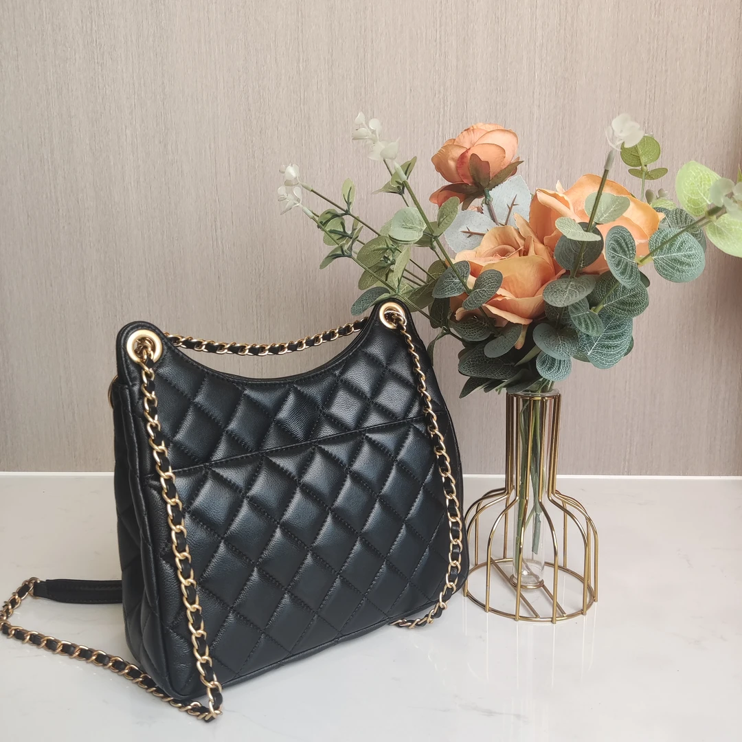 TUS【S级】新款可爱小精灵羊皮时尚斜挎包包包女款通勤M10024M