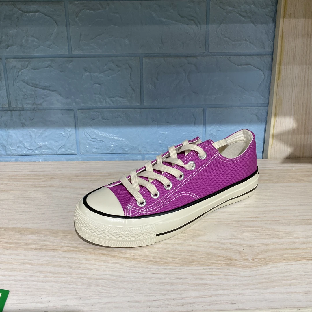 女士低帮火龙果色帆布鞋