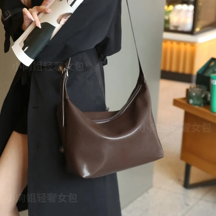 秋冬新款水晶植鞣牛皮单肩轻奢腋下气质休闲百搭时尚真皮小众女士