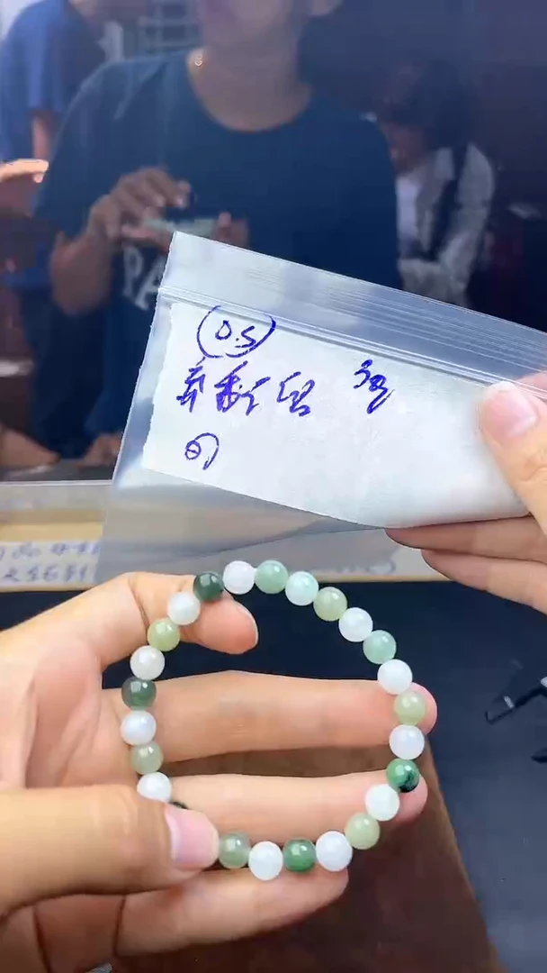 【闪购商品】定制翡翠未镶嵌珠串