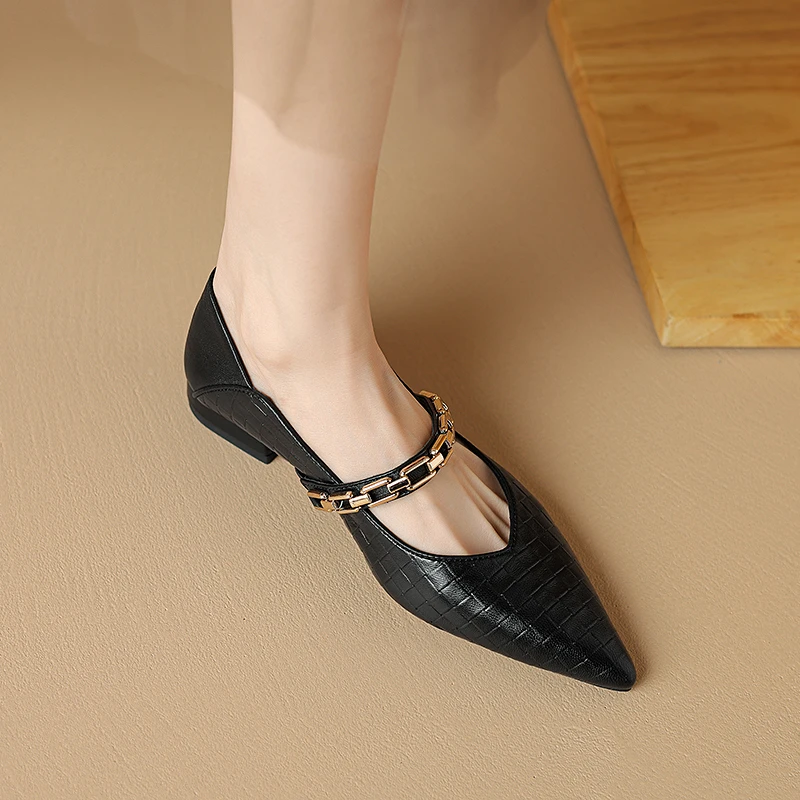 头层牛皮尖头单鞋女黑色2025真皮浅口玛丽珍鞋新款金属链条小皮鞋