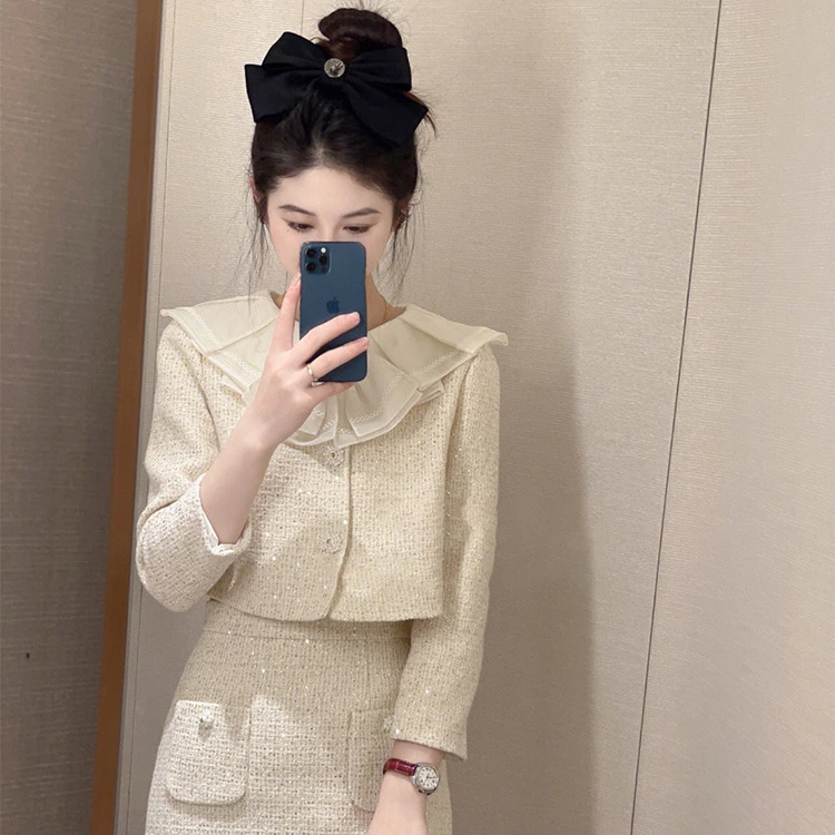 2023年春秋新款法式高级感富家千金小香风短款外套+半身裙两件套