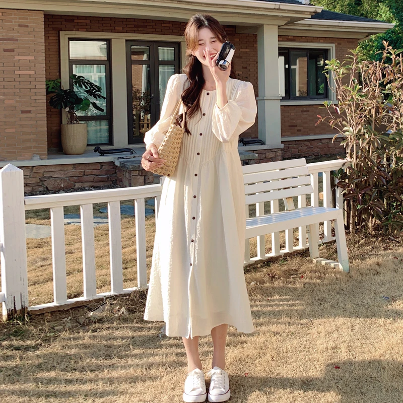 白色法式连衣裙女2025新款夏季爆款高级感气质休闲宽松洋气衬衫裙