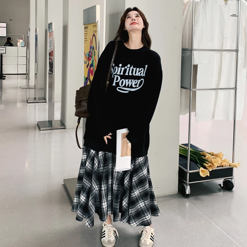 格子拼接字母印花卫衣裙女学院风设计感小个子秋季新款2025假两件