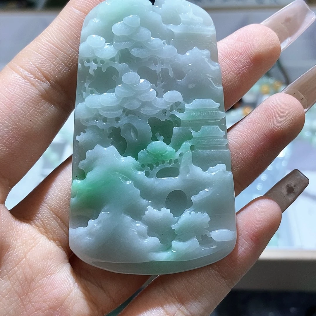 翡翠颈饰未镶嵌翡翠
