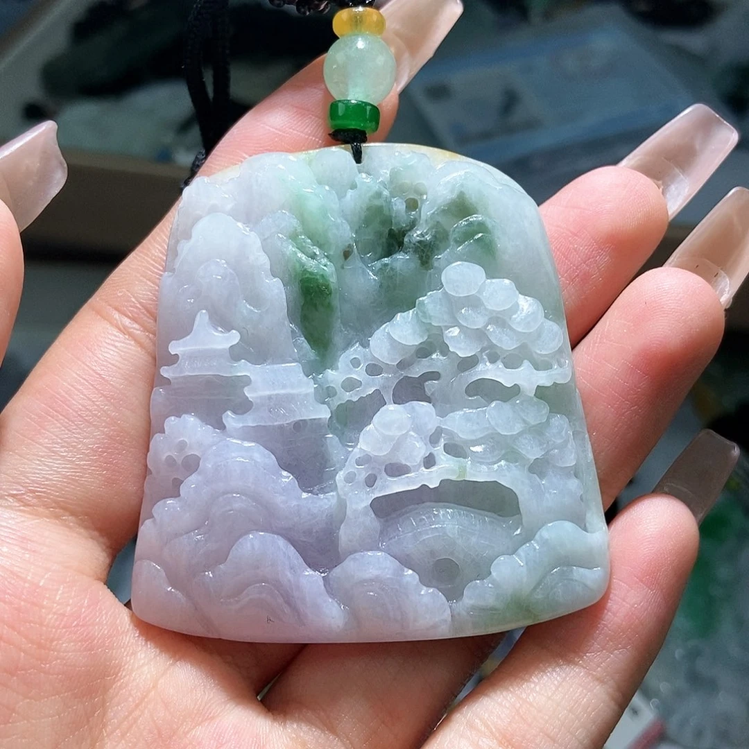 翡翠颈饰未镶嵌翡翠