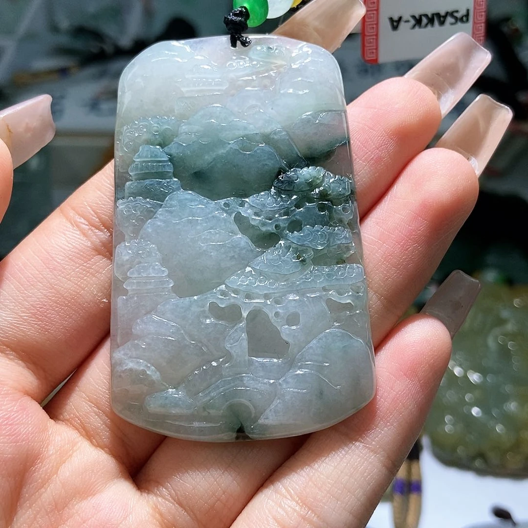 翡翠颈饰未镶嵌翡翠