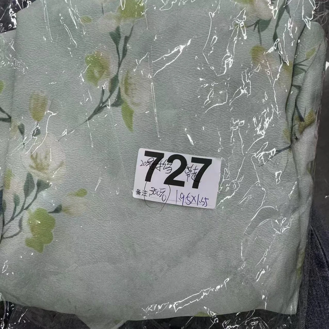 精品零料桑蚕丝冠乐绉1.95*1.35编号727