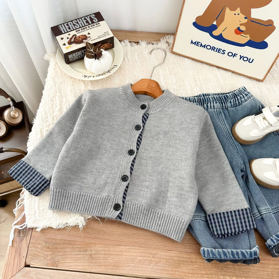 2025年新款韩版秋冬儿童男女格子拼接休闲开衫