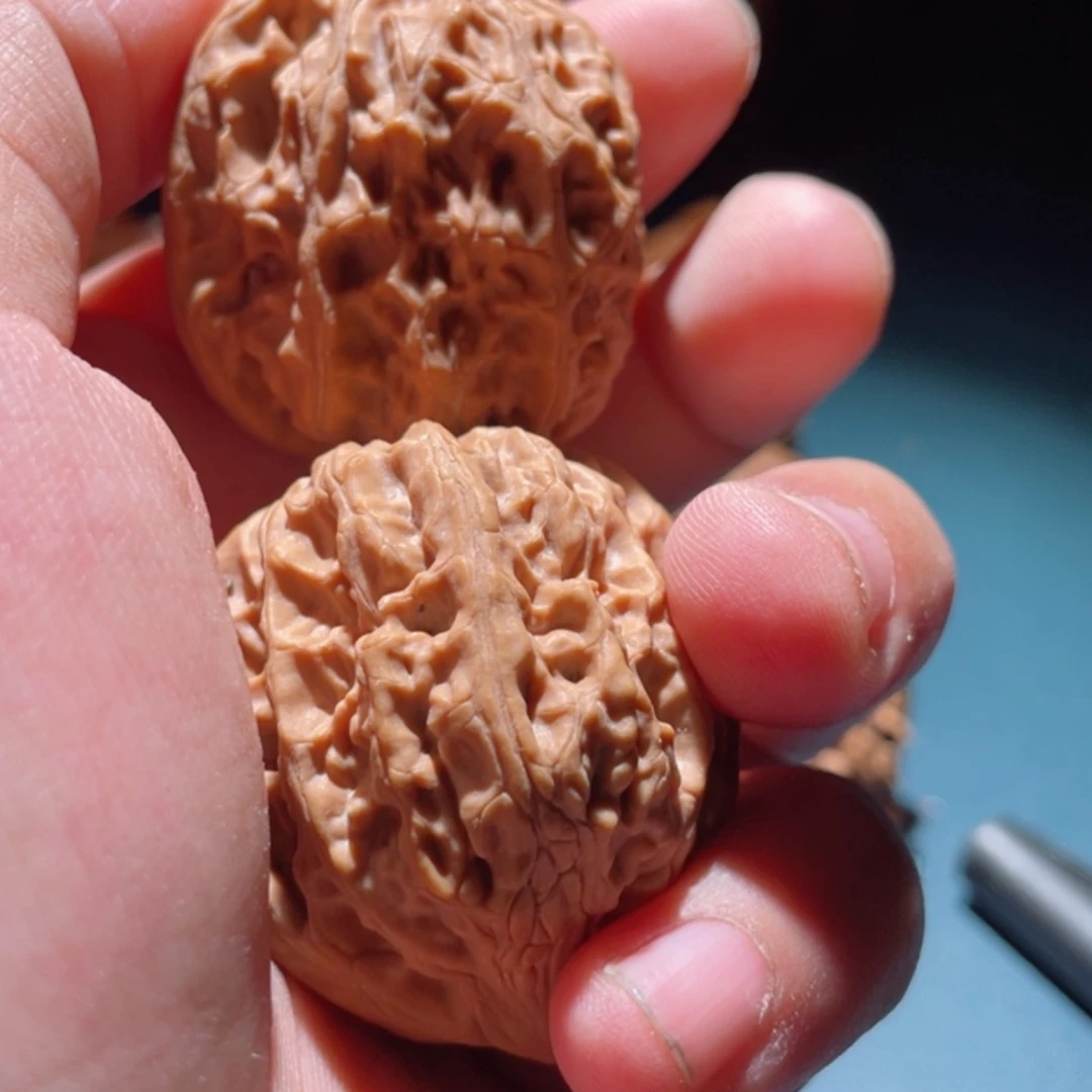 【闪购商品】文玩核桃吊坠鸡心