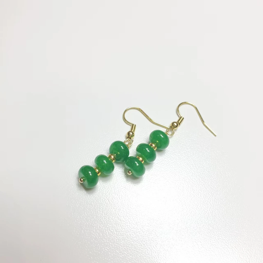 S319时尚翡翠耳坠