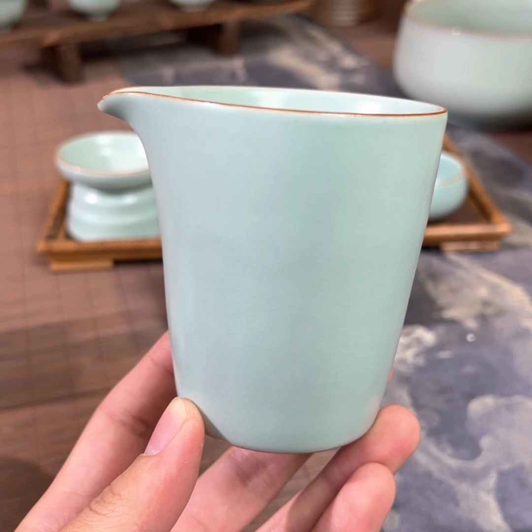 【闪购商品】汝瓷?****。公道杯