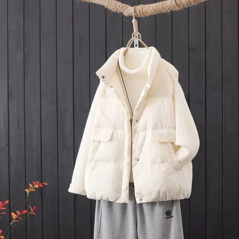 秋冬新款立领保暖轻便保暖马甲百搭外穿韩版马夹时尚纯色无袖鸭绒
