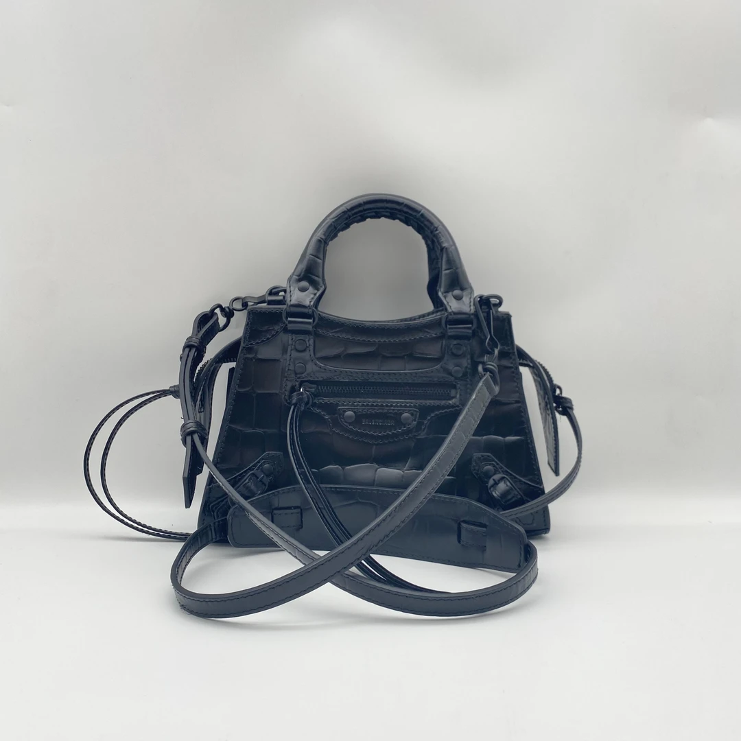 95新 Balenciaga/巴黎世家 茉上/黑色鳄压mini 机车包
