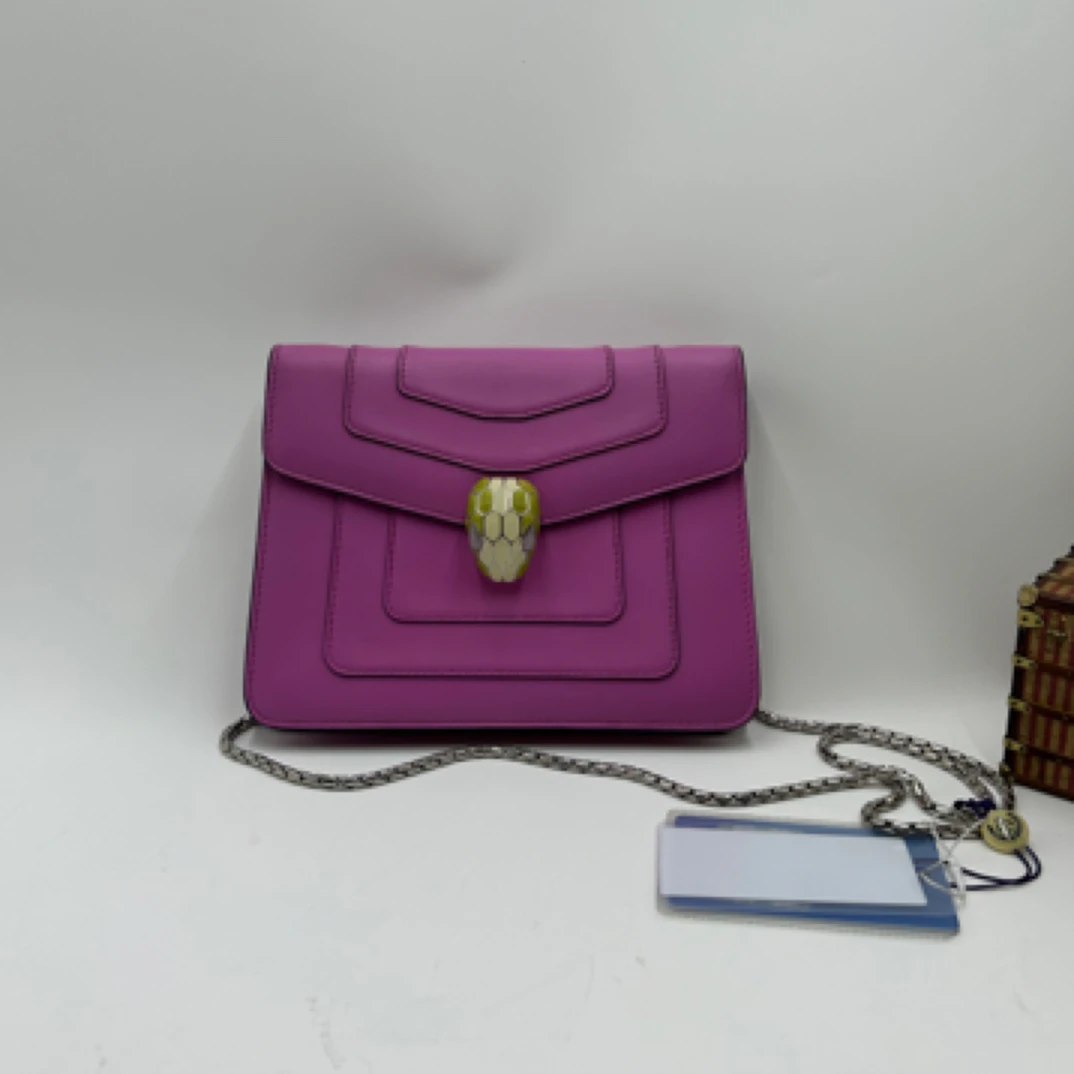 95新 BVLGARI/宝格丽 茉上/粉色小号woc