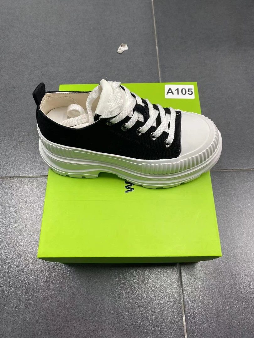 【A20】2024年新款厚底帆布板鞋8803