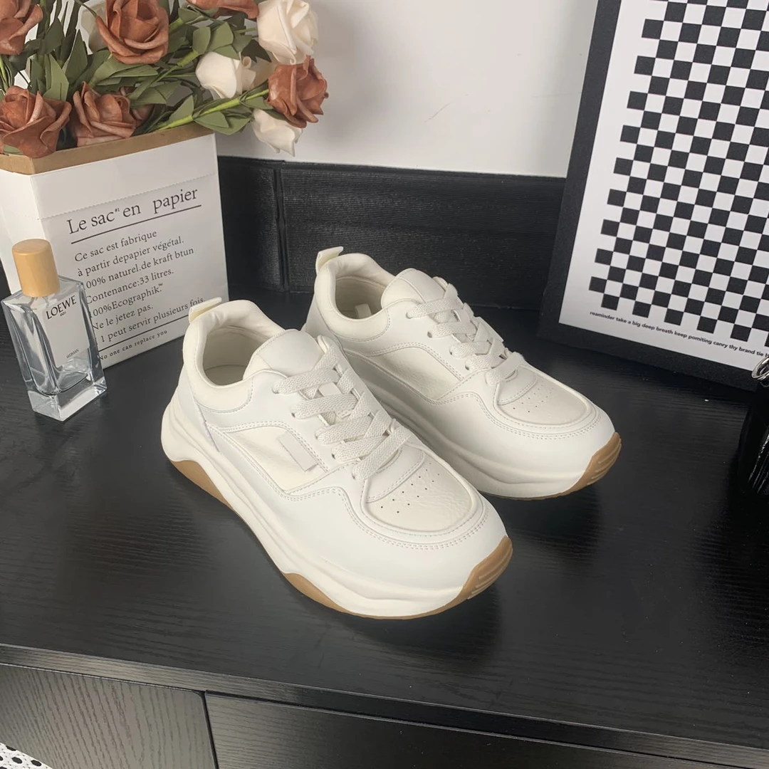 秋冬新品经典时尚百搭休闲女鞋雅丹风软底气质冷粘工艺815