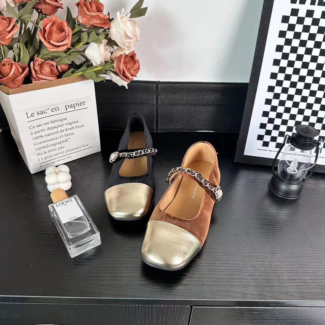 方头气质撞色设计单鞋英伦风平跟时尚百搭休闲秋季女鞋单鞋819-1