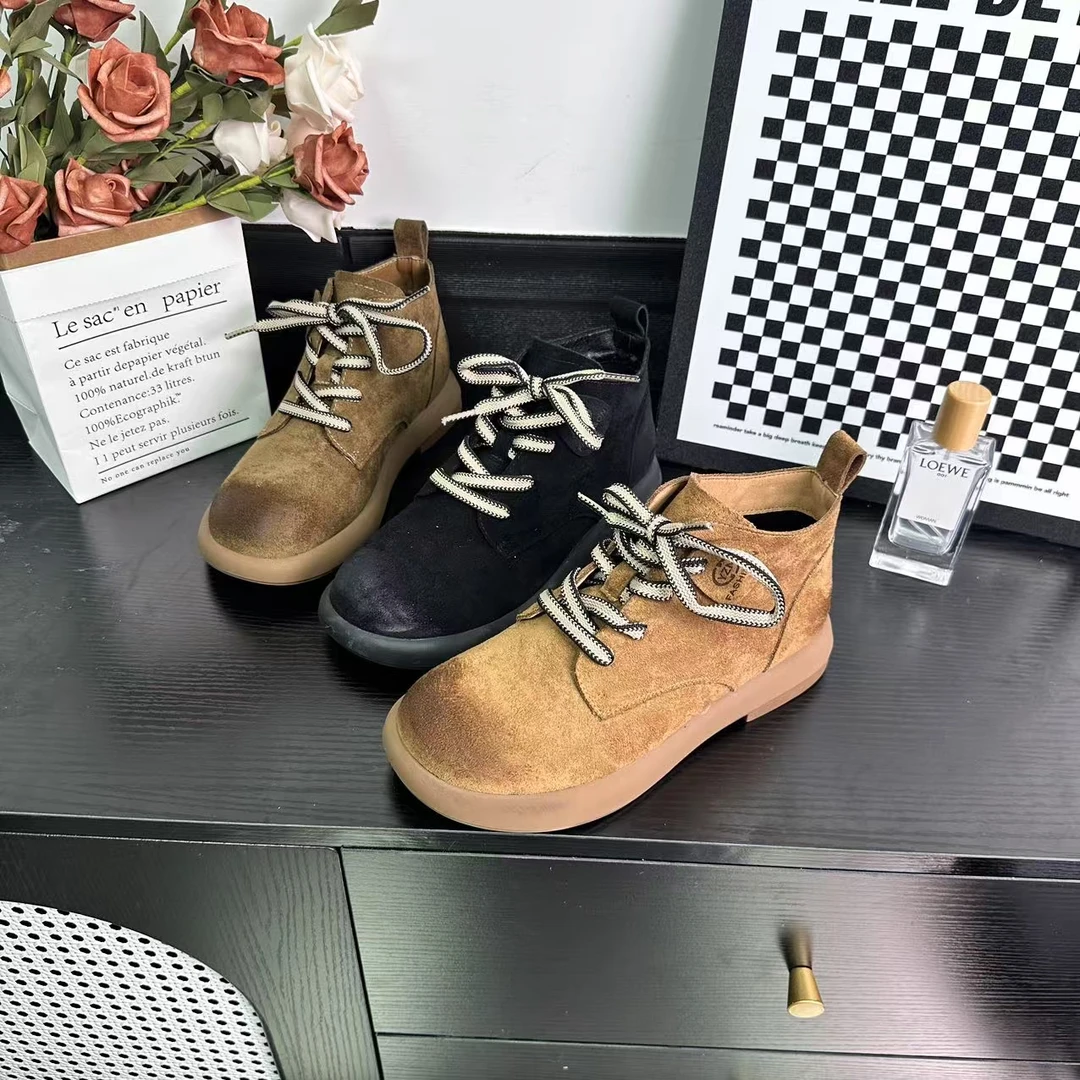 秋冬新款时尚休闲女鞋百搭复古擦色潮流冷粘工艺7715