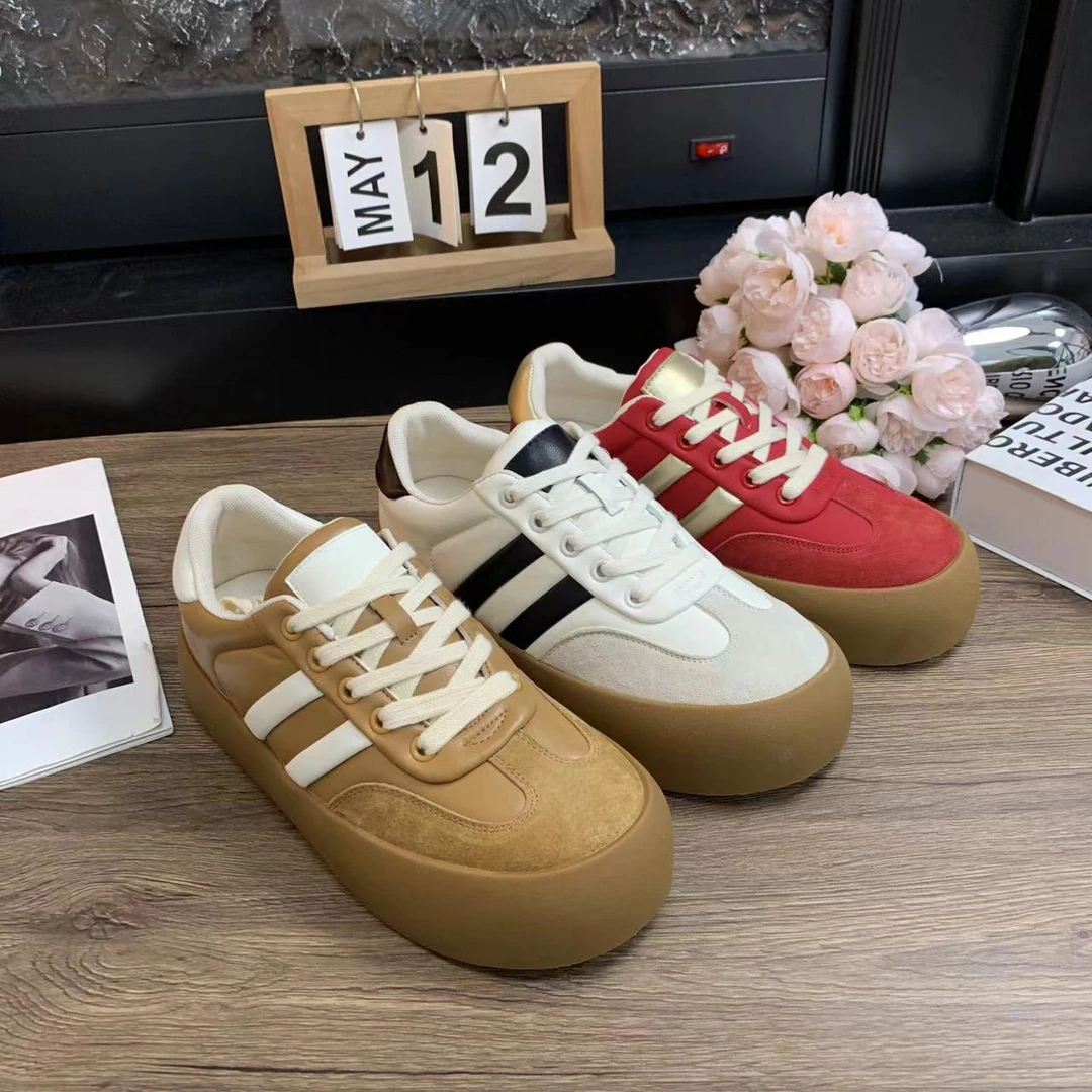 春夏季新品时尚百搭休闲板鞋女厚底软底舒适透气冷粘工艺2319