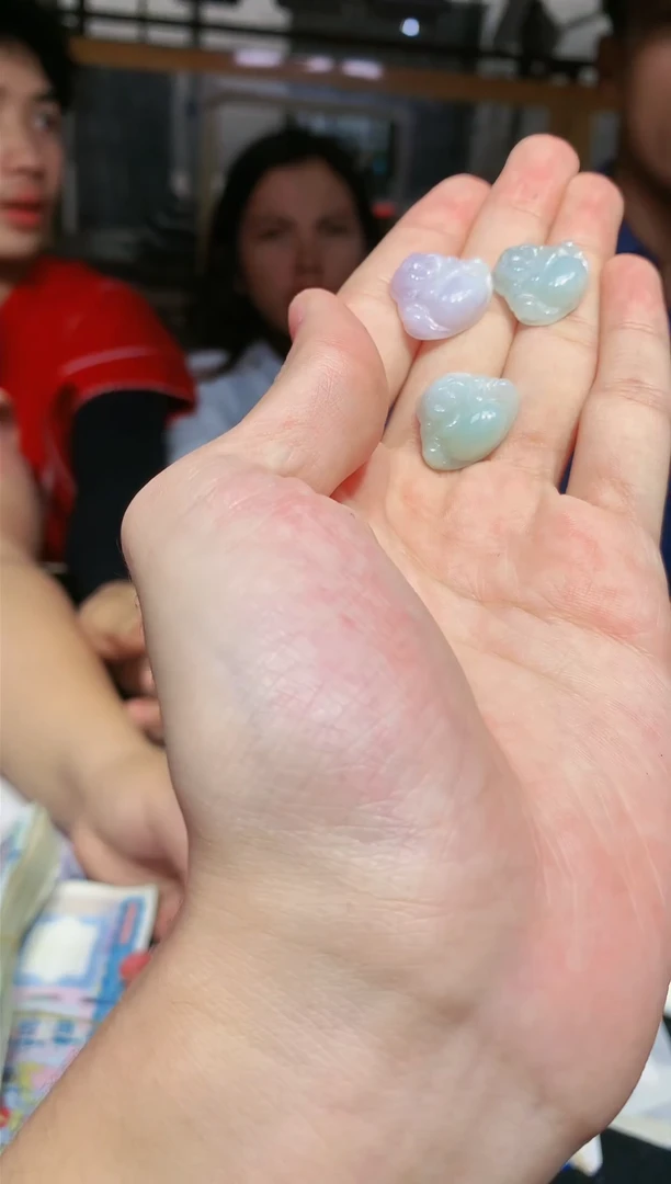 【闪购商品】定制翡翠未镶嵌7定制翡翠.多样性发货（发其一）