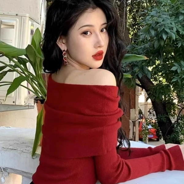 显瘦不撞款网红一字肩女修身辣妹风长袖打底衫早秋时尚优雅感上衣