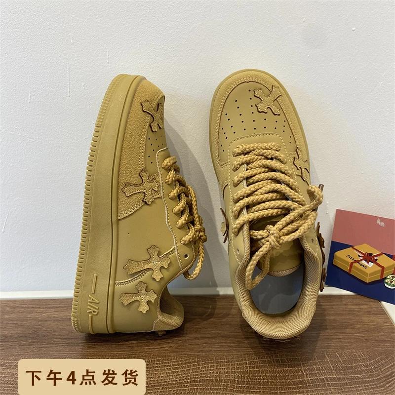 秋季ins风小麦色十字架厚底板鞋男潮百搭小众学生运动鞋透气小白