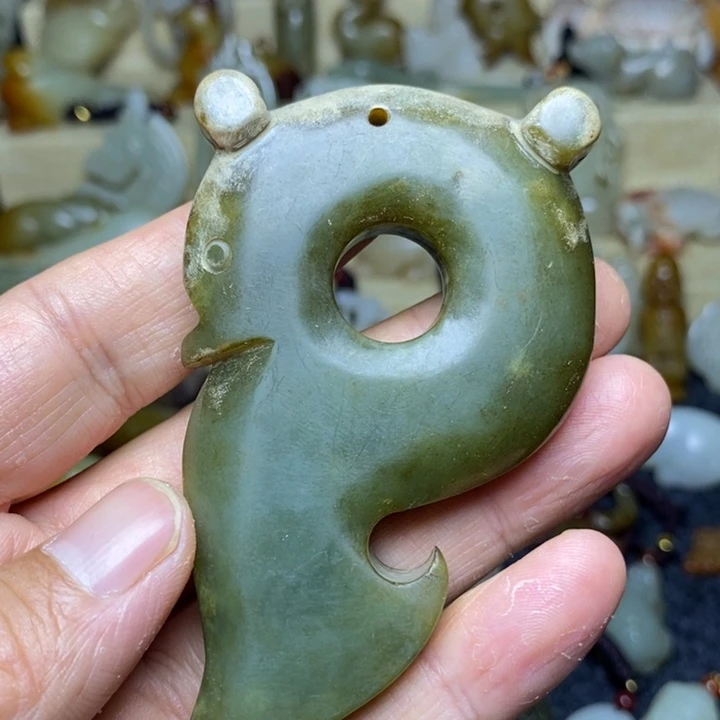 和田玉挂件未镶嵌