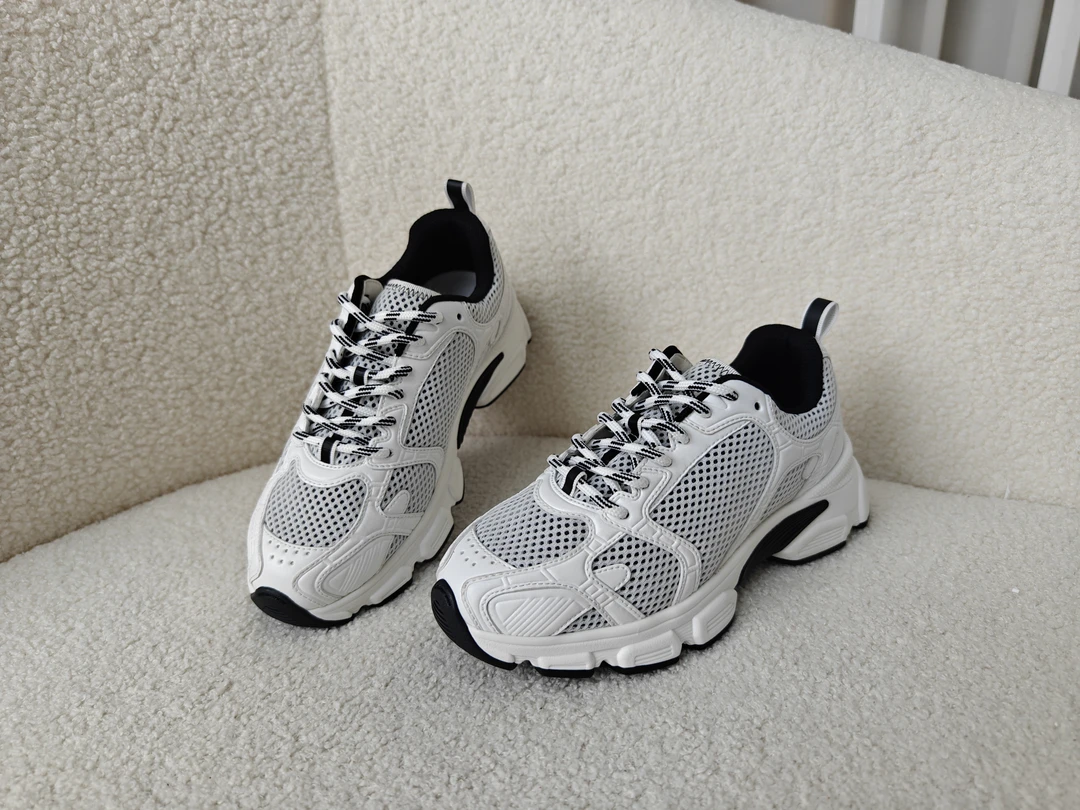 老王甄选 秋季新款 潮流时尚百搭织物拼接款女士厚底老爹鞋