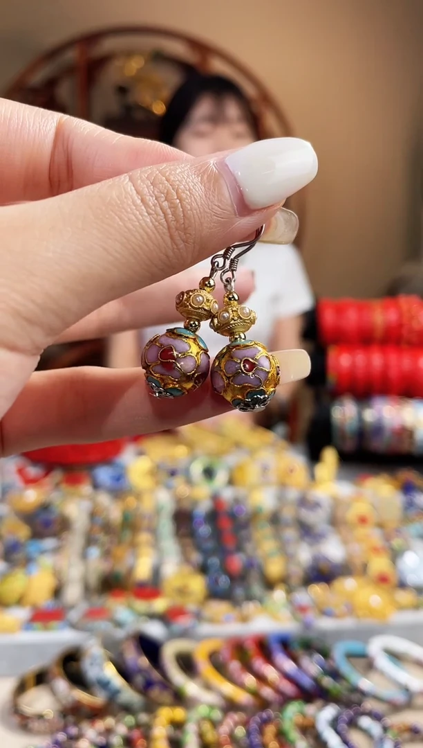 【闪购商品】非遗绝技景泰蓝耳环金地粉花