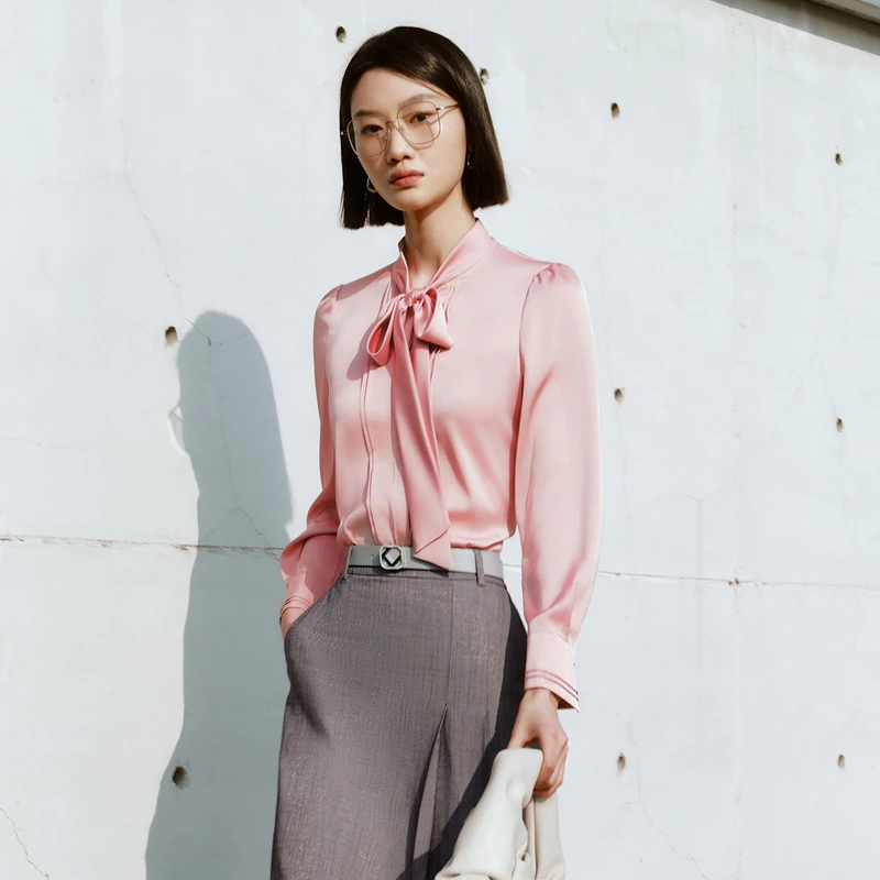 【春节不打烊】2025春装新款系带领通勤气质简约时尚长