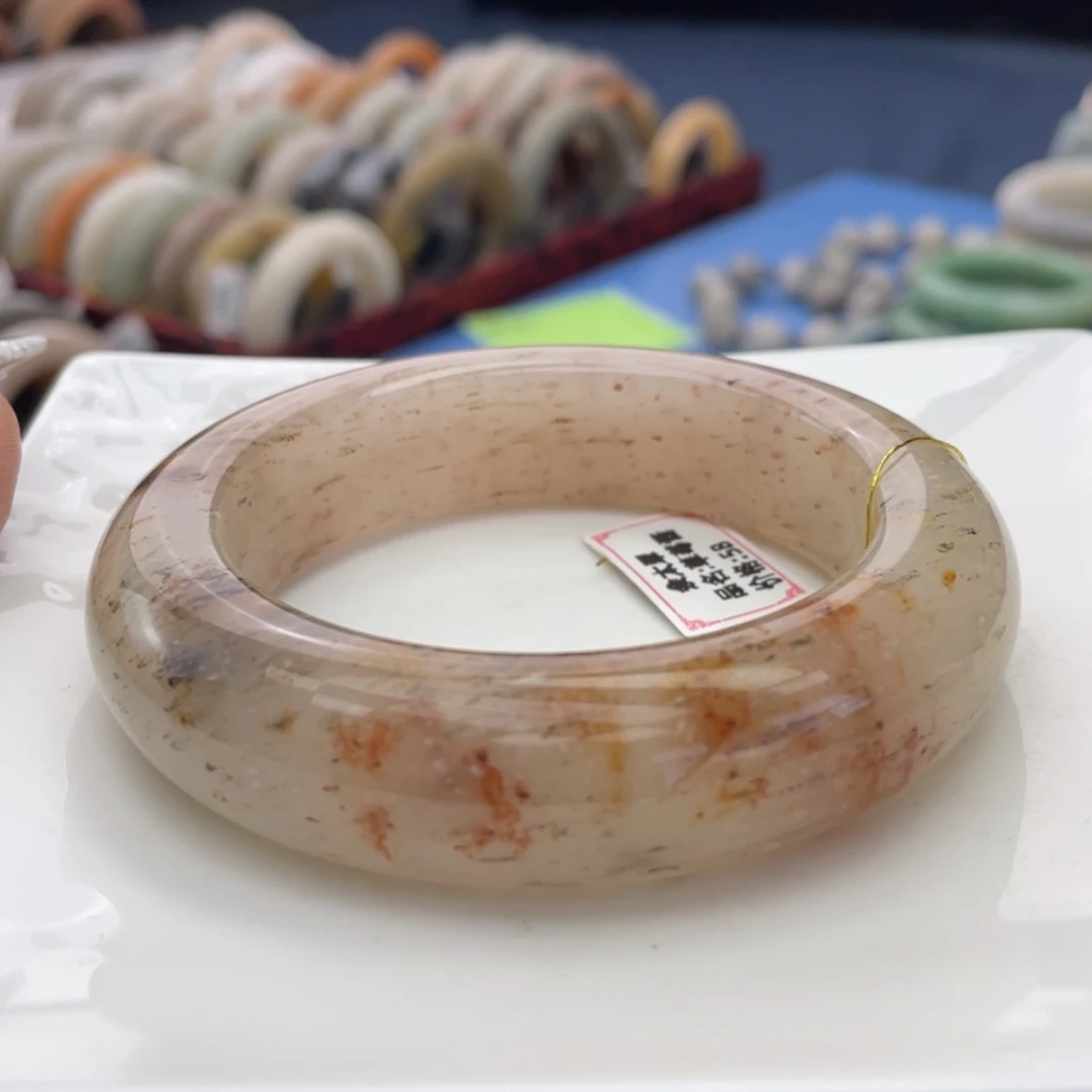 【闪购商品】石英质玉手镯未镶嵌