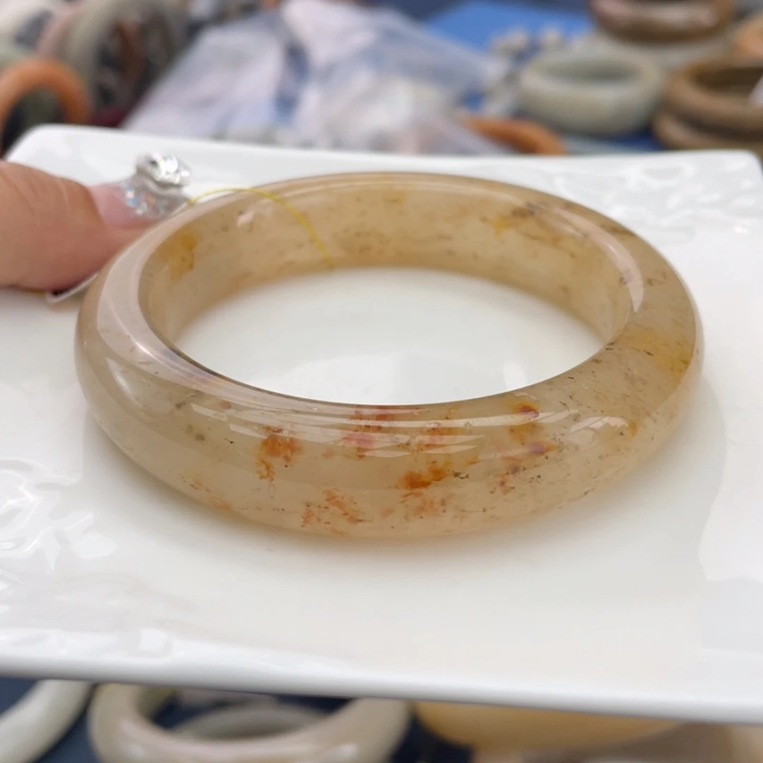 【闪购商品】石英质玉手镯未镶嵌