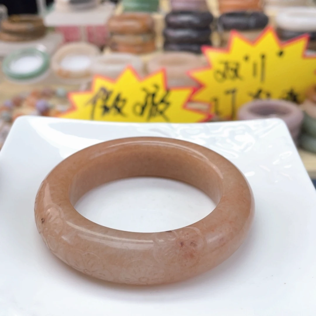 【闪购商品】石英质玉手镯未镶嵌