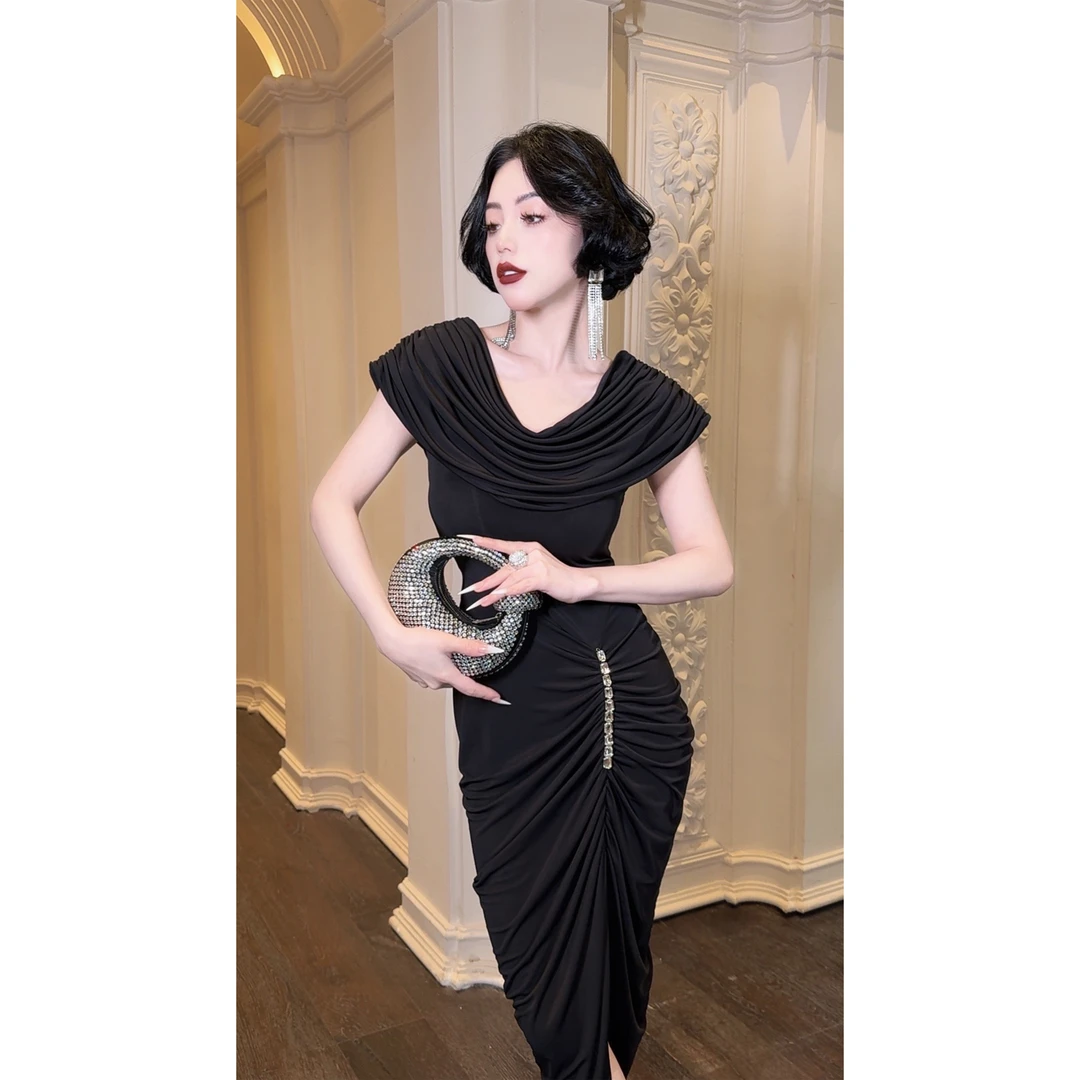 LYXJ【曼哈名利场】夏季黑色设计感透气气质连衣裙11135