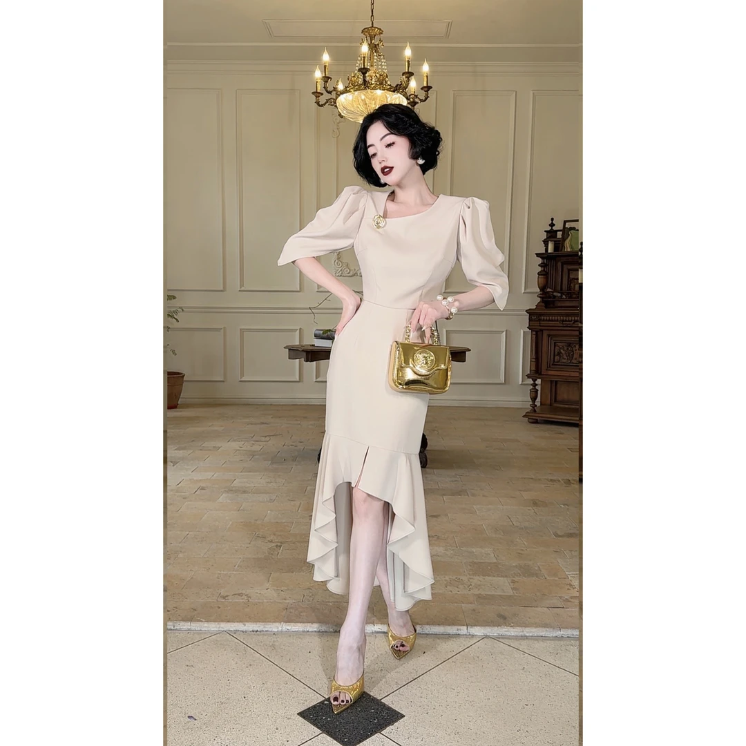 LYXJ【莱茵湖之畔】夏季显腰线浅色系气质套装11252