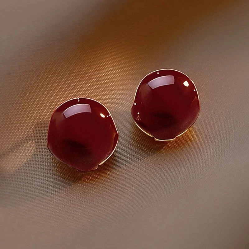 高级感气质相思红豆耳环女2023年新款耳钉个性设计感小众耳饰秋冬