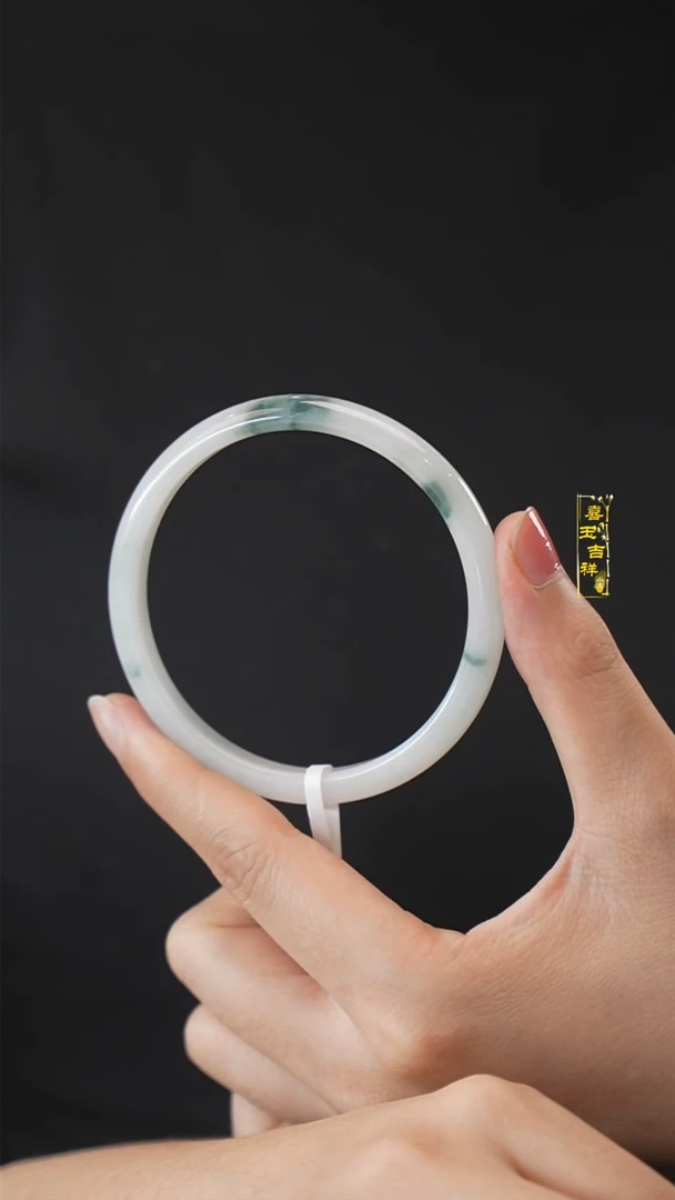 【闪购商品】翡翠手镯未镶嵌14号