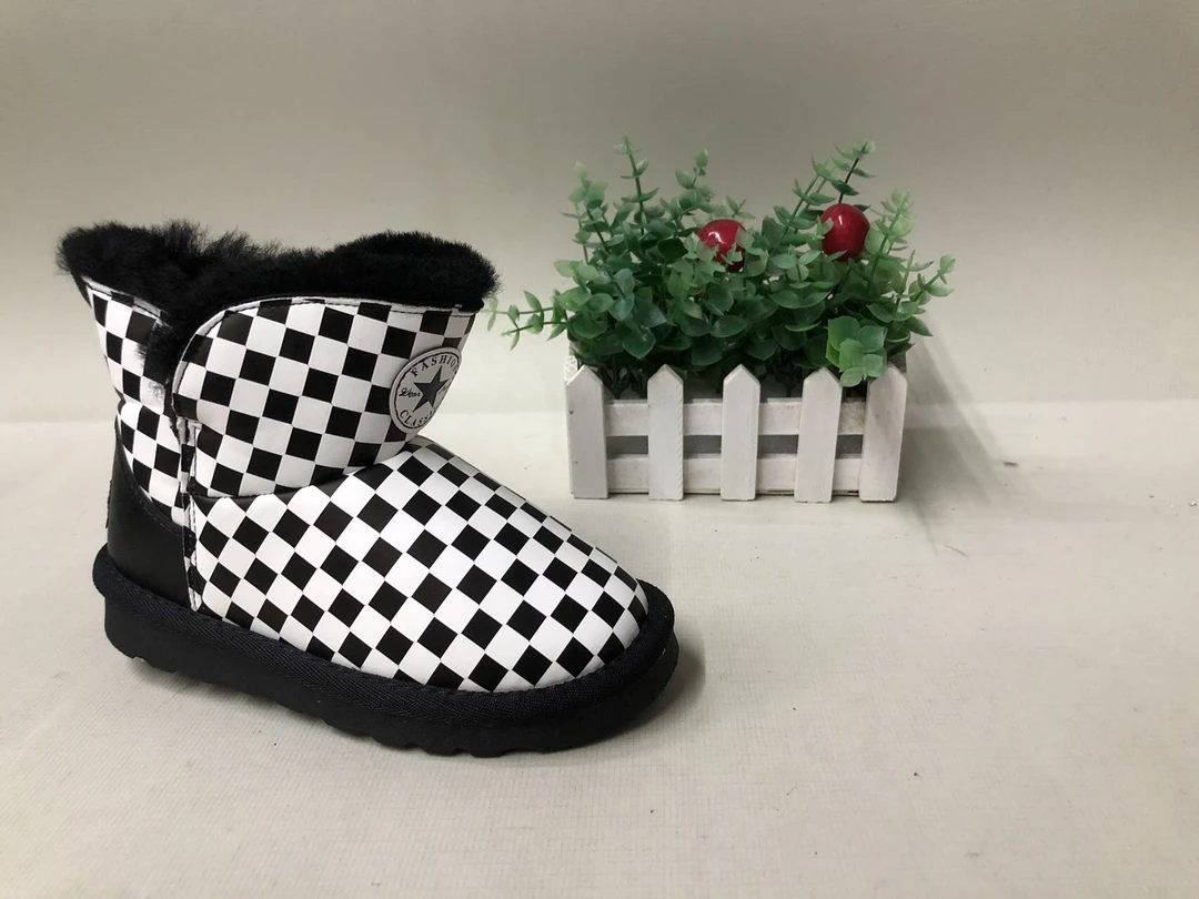 真毛口棋盘格雪地棉时尚保暖的雪地棉适合男女宝宝