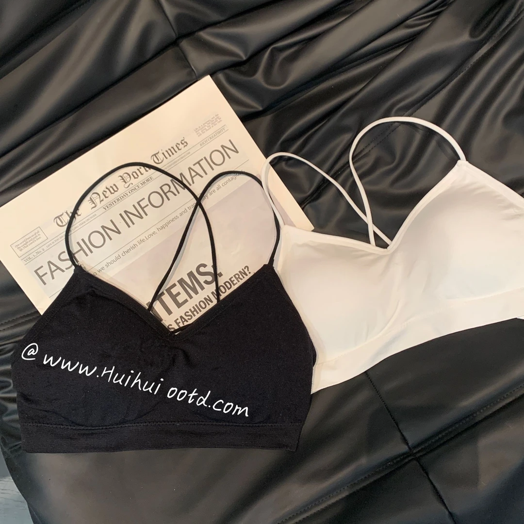 HuiHui【穿出漫画胸】细带交叉裹胸无钢圈内衣式聚拢内美背HD2288