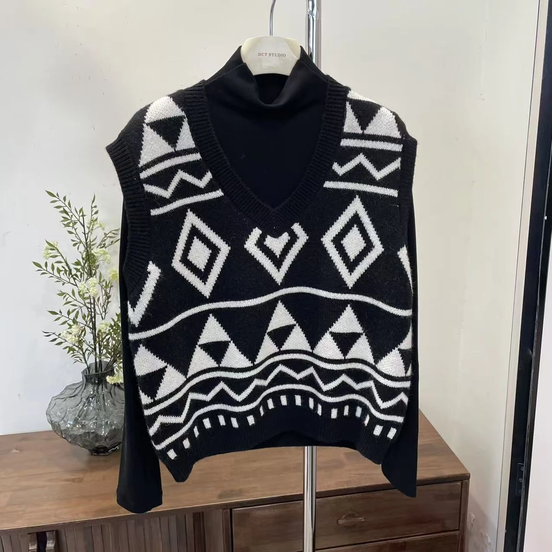 针织衫-32013-V领针织打底两件套