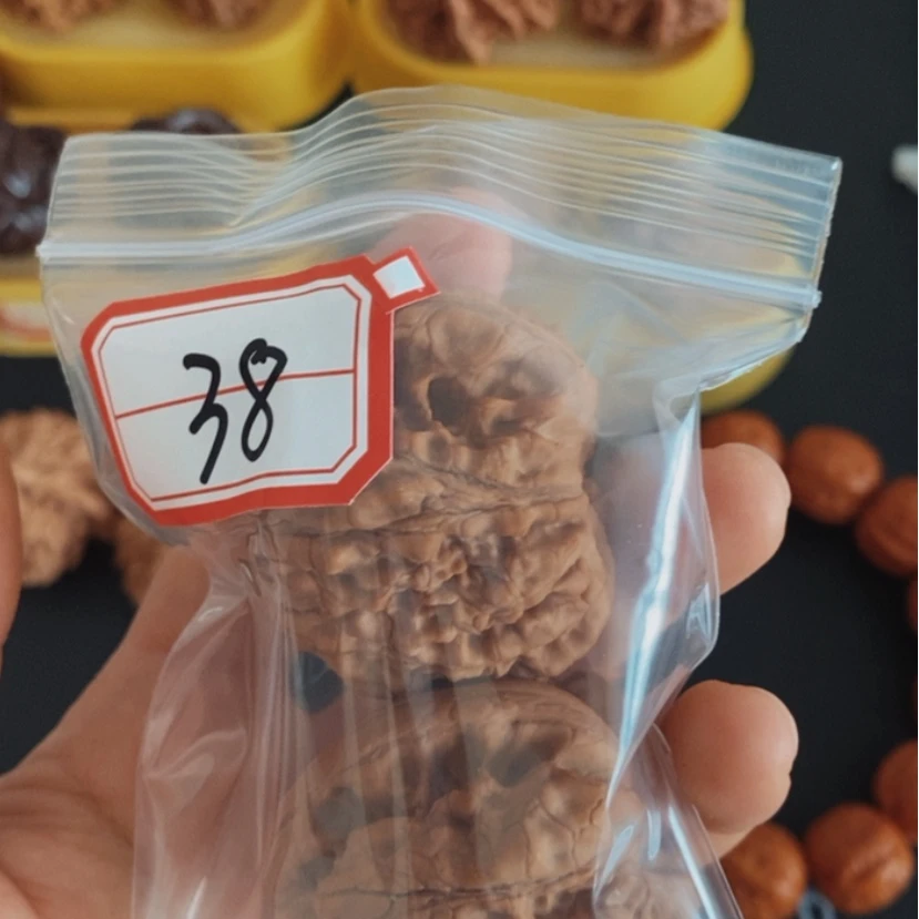【闪购商品】木质核雕用****1
