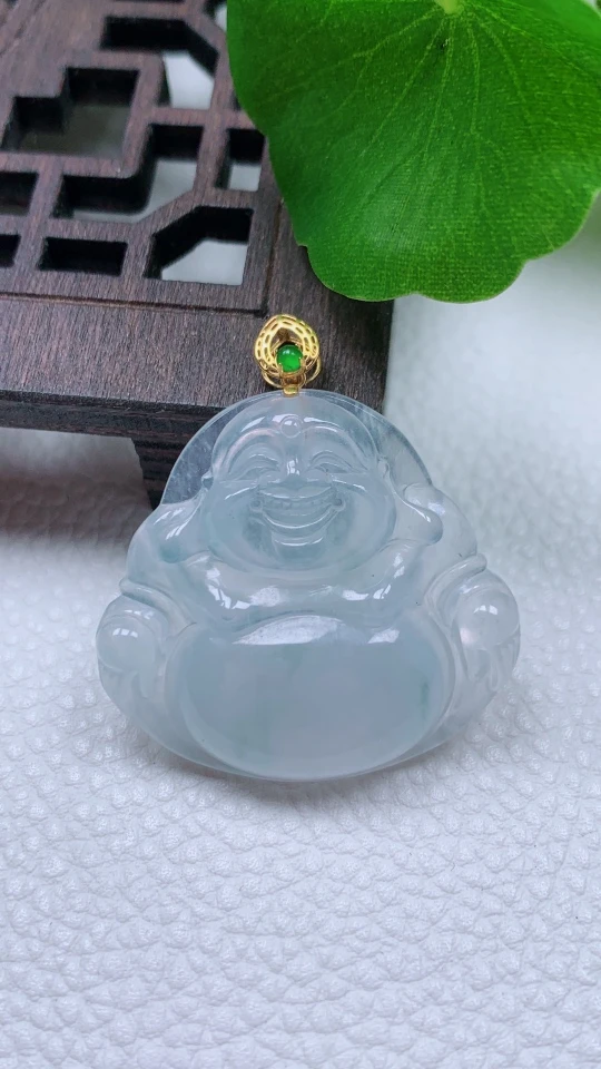 天然缅甸翡翠Ａ货冰种18K金镶嵌佛公尺寸：29.7*31.7*5.5mm