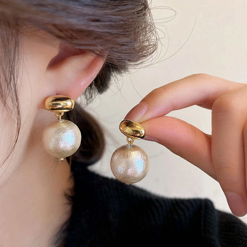 铜合金仿珍珠耳饰 珠珠耳钉潮金色高级感名媛气质耳环女百搭